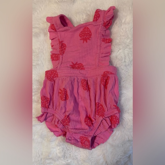 Cat & Jack Other - Baby Cat & Jack Pink Strawberry Romper 0–3 Months Ruffle Summer Outfit